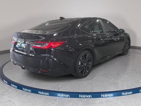 Used 2026 Toyota Camry XSE FWD image 5