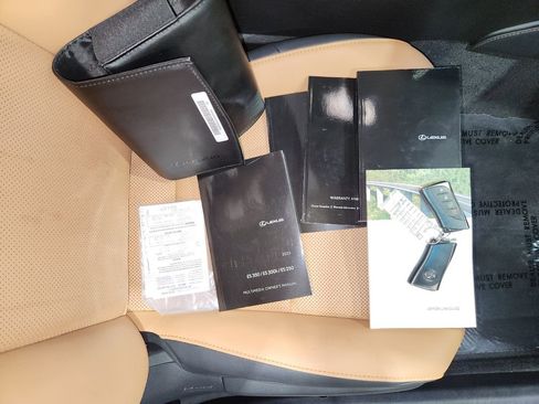 Used 2023 Lexus ES 300h image 90