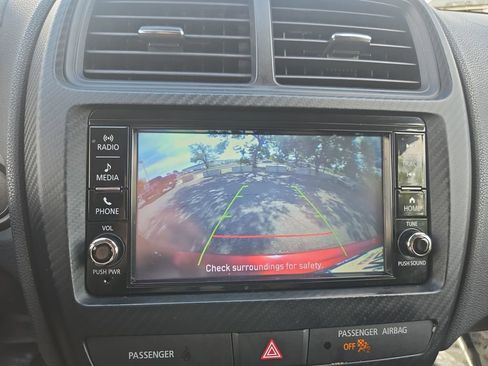 Used 2022 Mitsubishi Outlander Sport ES AWD/4WD image 23
