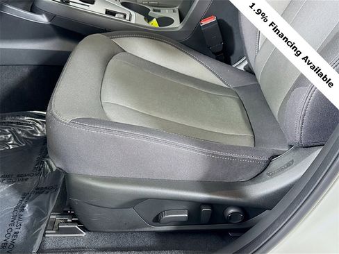 Used 2025 Subaru Crosstrek 2.0i Premium image 18