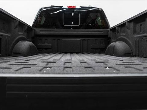 Used 2024 Ford F150 Lariat image 19