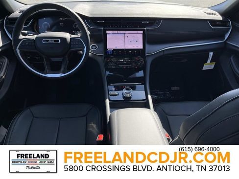 New 2025 Jeep Grand Cherokee L Limited w/ Luxury Tech Group II image 16