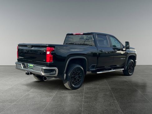 Used 2024 Chevrolet Silverado 2500 LT w/ Convenience Package AWD/4WD image 9
