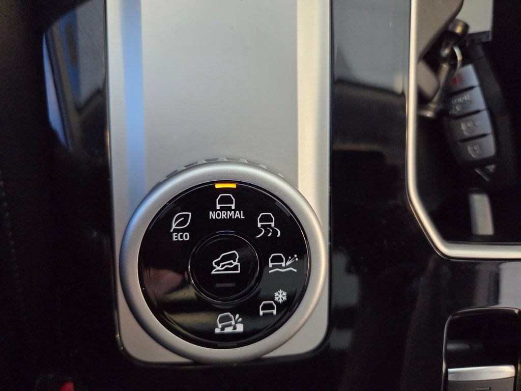 Used 2026 Mitsubishi Outlander LE AWD/4WD image 49