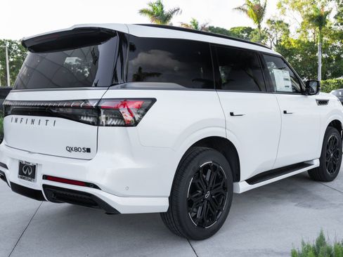 New 2026 INFINITI QX80 4WD image 24