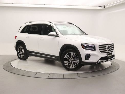 New 2026 Mercedes-Benz GLB 250 image 16