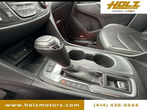 Certified 2019 Chevrolet Equinox Premier AWD/4WD image 17