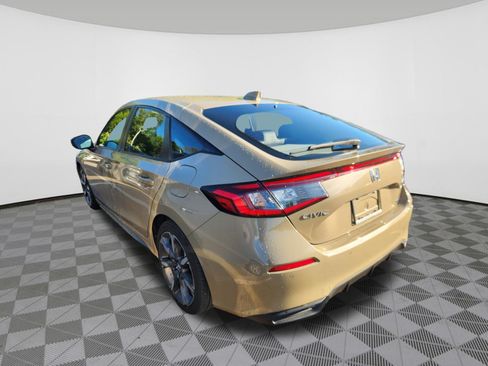 Used 2025 Honda Civic Sport Touring image 3