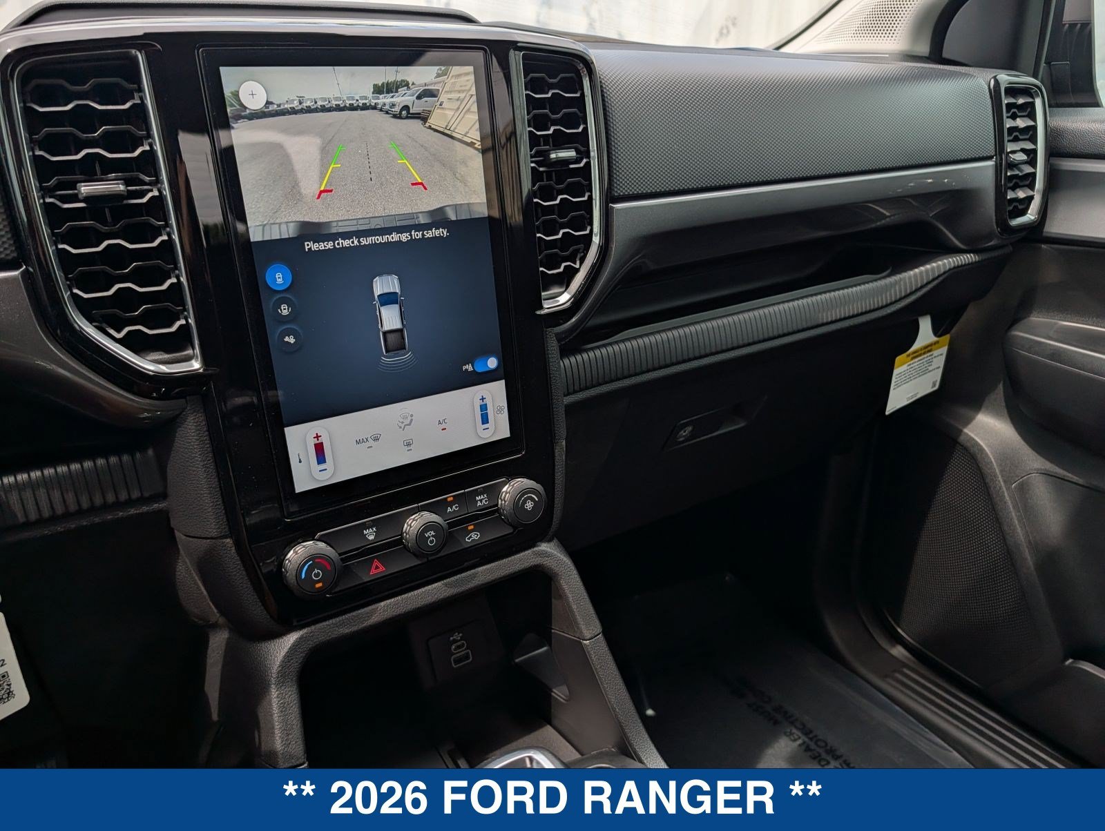 New 2026 Ford Ranger XLT w/ Black Appearance Package RWD image 32