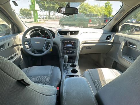 Used 2015 Chevrolet Traverse LS AWD/4WD image 11
