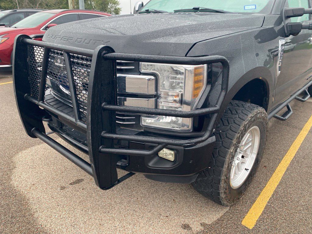 Used 2017 Ford F250 Lariat w/ Tow Technology Bundle AWD/4WD image 19