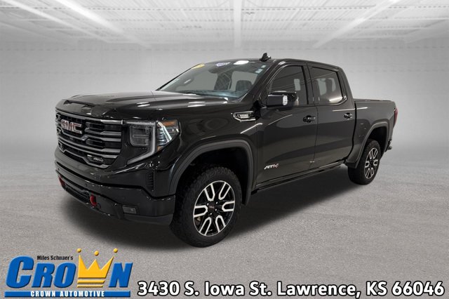 Used 2025 GMC Sierra 1500 AT4 w/ AT4 Premium Package AWD/4WD image 1