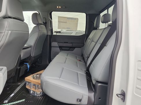 New 2026 Ford F350 XL w/ XL Chrome Package image 6