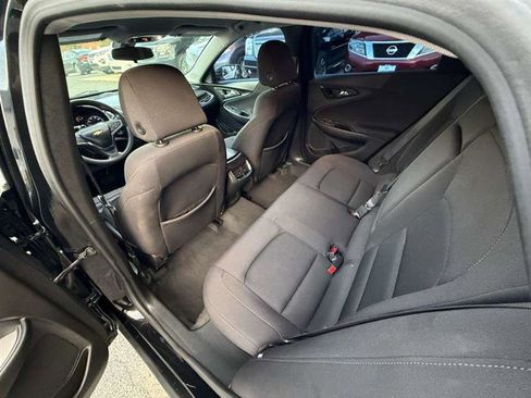 Used 2020 Chevrolet Malibu LT image 28