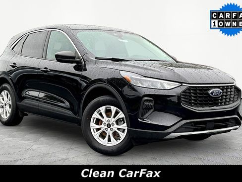 Used 2023 Ford Escape Active AWD/4WD image 3