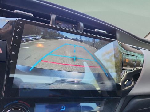 Used 2014 Toyota Corolla LE image 22