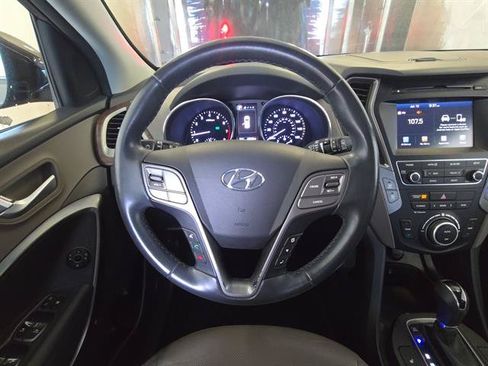 Used 2018 Hyundai Santa Fe Sport FWD image 11