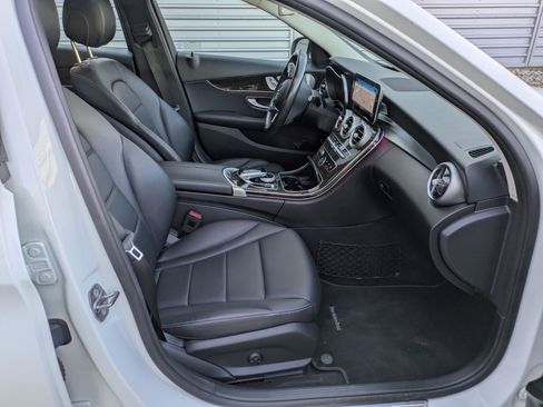 Used 2020 Mercedes-Benz C 300 4MATIC Sedan image 33