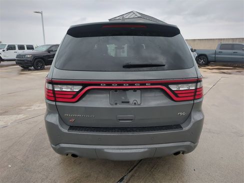 Used 2022 Dodge Durango R/T w/ Trailer Tow Group IV image 6