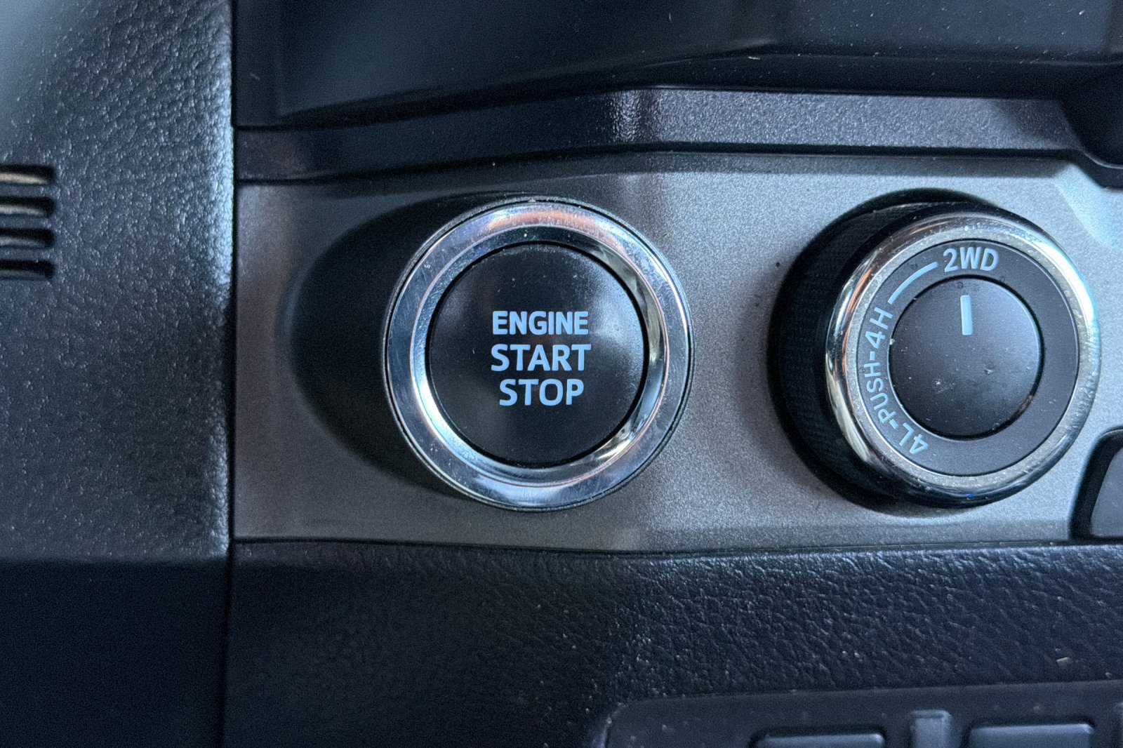 Used 2023 Toyota Tacoma TRD Sport w/ Advanced Technology Package AWD/4WD image 27
