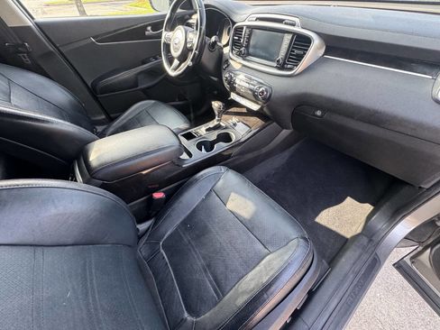 Used 2016 Kia Sorento EX w/ EX Touring Package FWD image 12