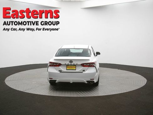 Used 2022 Toyota Camry SE image 55