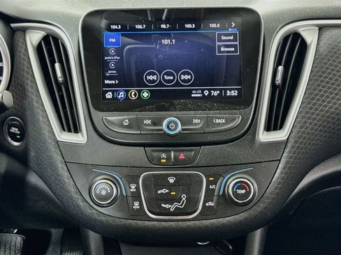 Used 2022 Chevrolet Malibu LS FWD image 14
