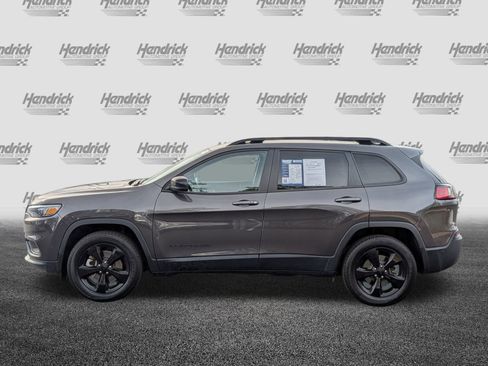 Used 2023 Jeep Cherokee Altitude Lux image 7