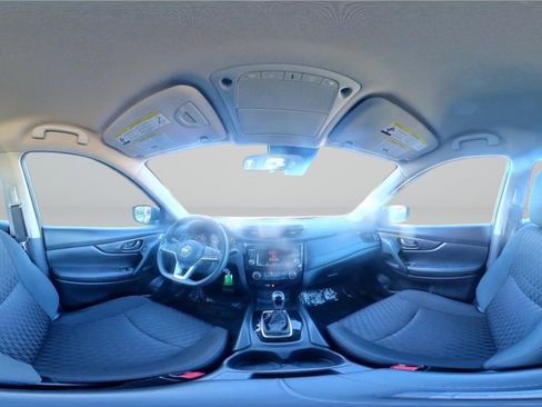 Used 2020 Nissan Rogue S image 35