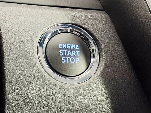 Used 2024 Toyota Camry LE image 19