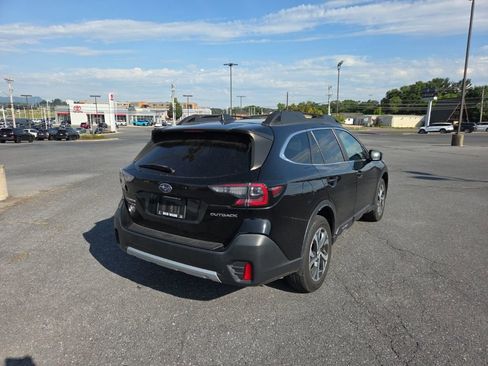 Certified 2022 Subaru Outback Limited AWD/4WD image 4