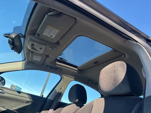 Used 2012 Chevrolet Impala LT w/ LT Sunroof Package image 15