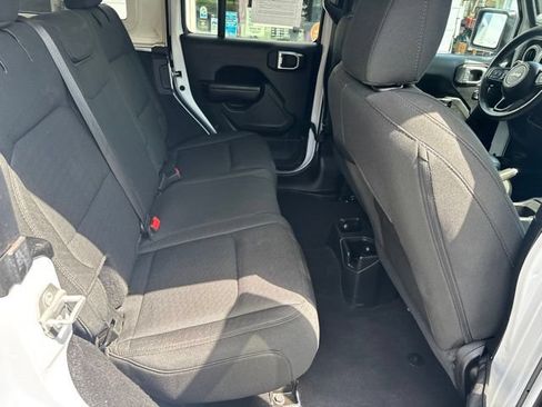 Used 2021 Jeep Wrangler Unlimited Sport AWD/4WD image 9