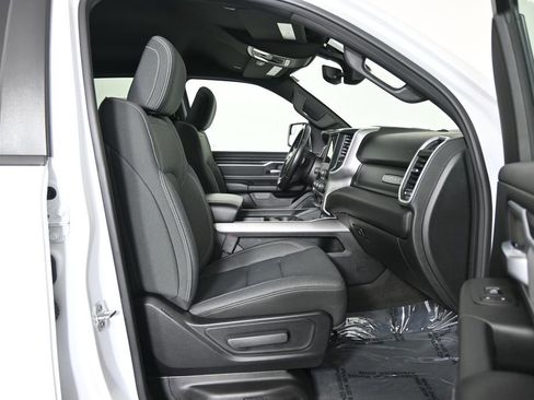 Used 2021 RAM 1500 Big Horn AWD/4WD image 14
