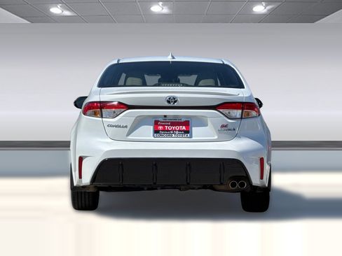 Certified 2024 Toyota Corolla SE FWD image 10