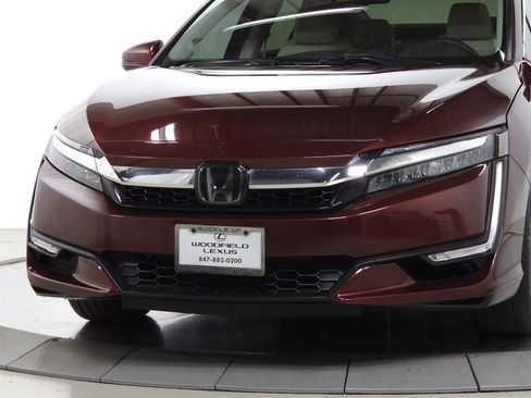 Used 2018 Honda Clarity Touring image 3