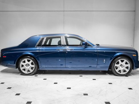 Used 2011 Rolls-Royce Phantom Sedan RWD image 6