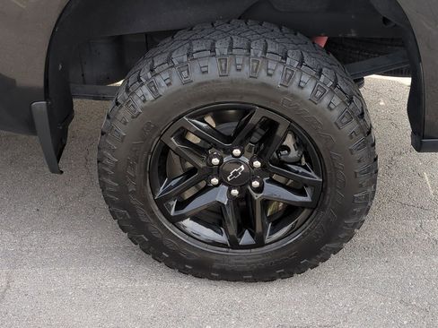 Used 2022 Chevrolet Silverado 1500 LT Trail Boss w/ Protection Package image 32