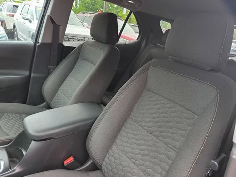 Used 2021 Chevrolet Equinox LT FWD image 16