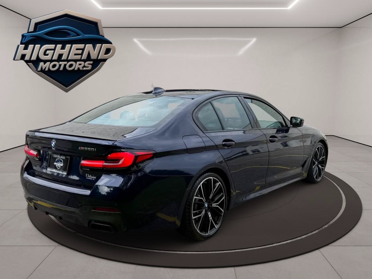 Used 2022 BMW M550i xDrive w/ Executive Package AWD/4WD image 6