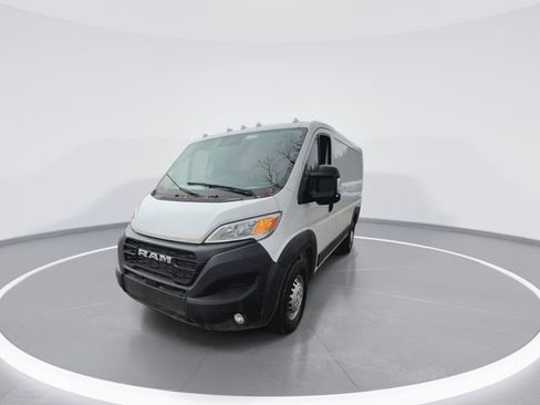 New 2026 RAM ProMaster 2500 w/ Convenience Group FWD image 4