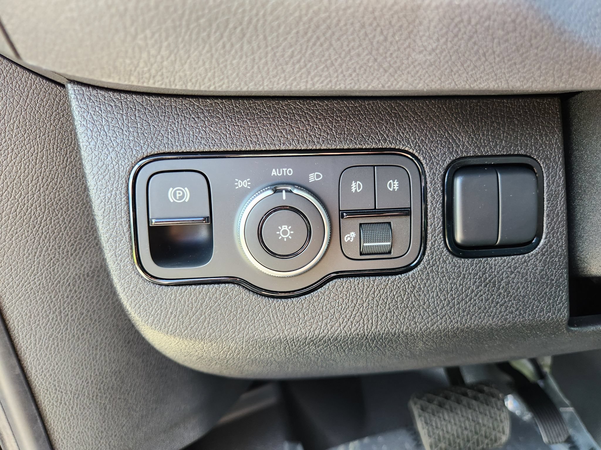New 2026 Mercedes-Benz Sprinter 2500 image 18