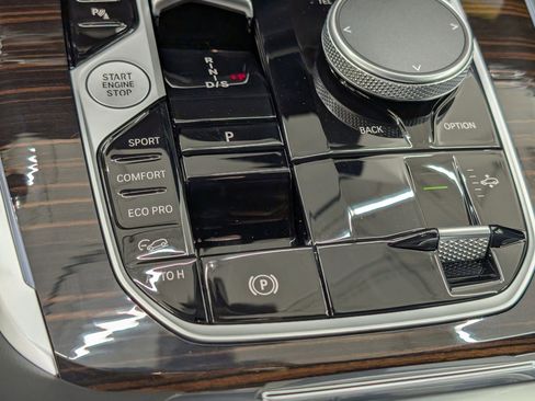 New 2026 BMW X7 xDrive40i w/ M Sport Package image 20