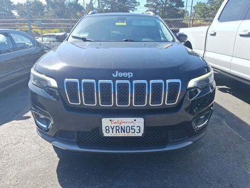 Used 2019 Jeep Cherokee Limited AWD/4WD image 2