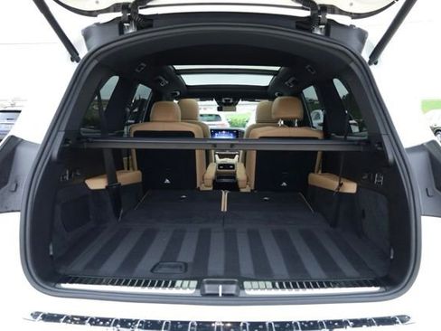 Certified 2024 Mercedes-Benz GLS 580 4MATIC image 36