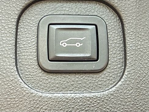 Used 2015 GMC Terrain Denali FWD image 13