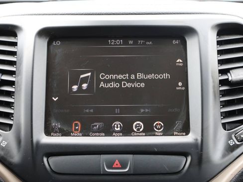 Used 2017 Jeep Cherokee Limited AWD/4WD image 20