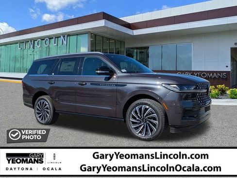 New 2025 Lincoln Navigator Black Label AWD/4WD image 1
