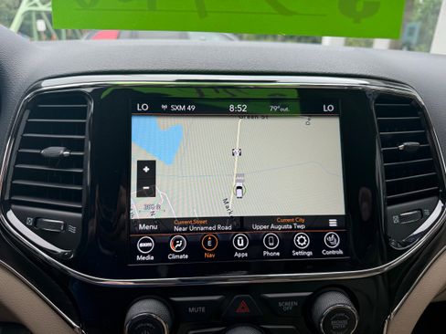 Certified 2021 Jeep Grand Cherokee Limited AWD/4WD image 25