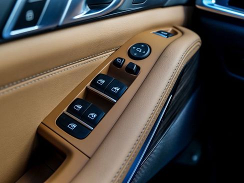 New 2026 BMW X5 xDrive50e w/ Executive Package image 19